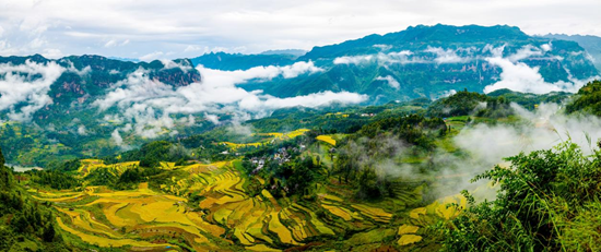 走进贵州六盘水花戛天门村 在中国传统古村落感受独特人文景观