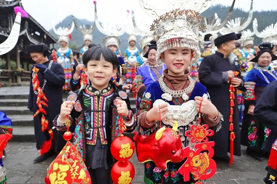 贵州雷山推出51项“瑞龙迎福·年味雷山”春节系列文体旅活动_fororder_新年送福