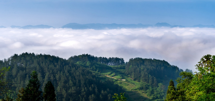 开阳高寨：山峦连天映云海