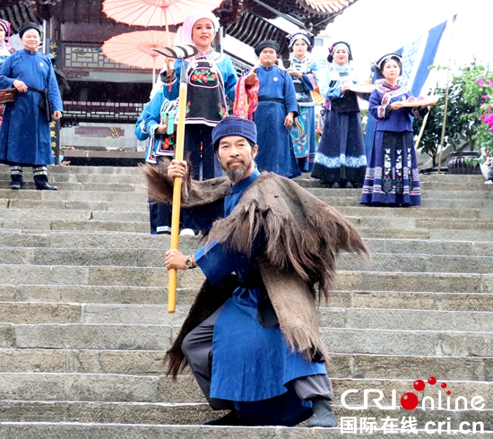 贵州都匀举办非遗CityShow 刮起“最炫民族风”_fororder_IMG_4620.JPG