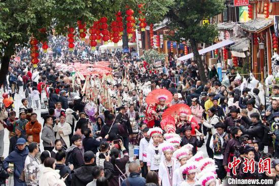 （走进中国乡村）赴千年侗寨“寻味”侗年