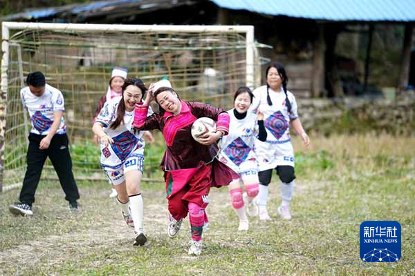 在“村集”遇见“村超”