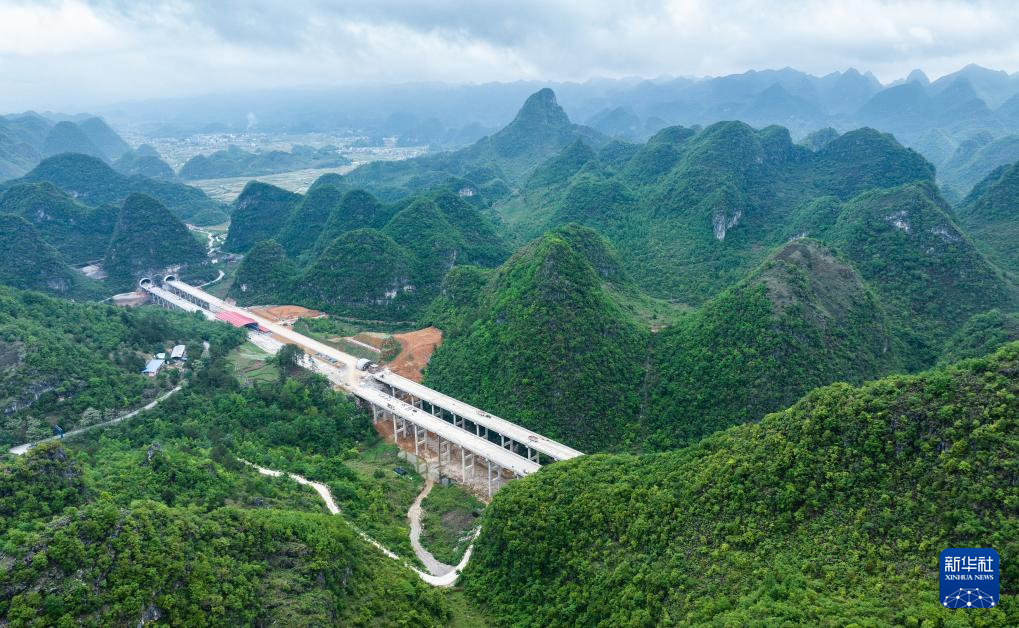 贵平高速公路建设有序推进